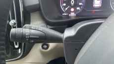 Volvo Xc40 2.0 T4 Inscription 5dr Geartronic Petrol Estate